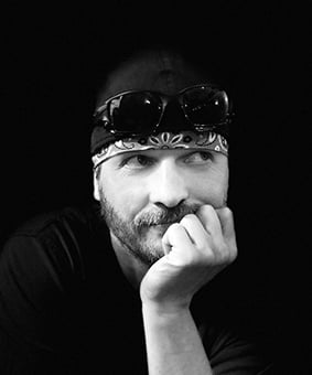 fe522646-4f0b-41e3-84d9-2c199595c0e7